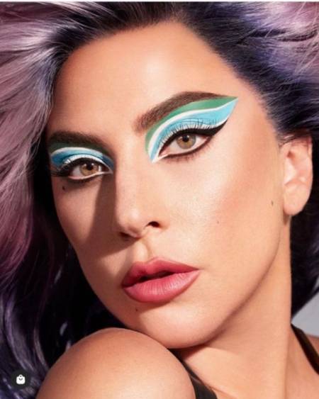 Леди Гага выпустила новый клип